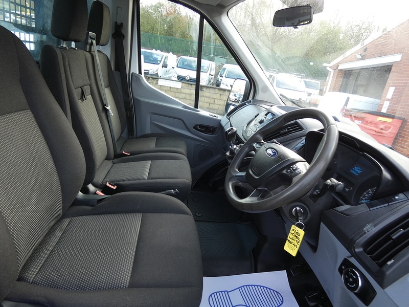 Used Ford Transit 2015 for sale - 78145605: Photo 2