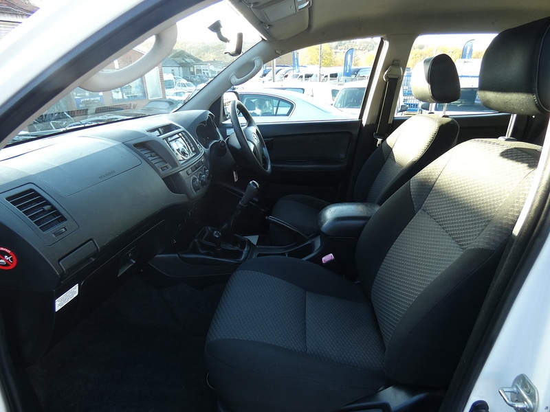 Used Toyota Hilux 2014 for sale - 77014642: Photo 28