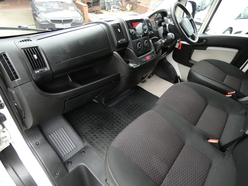 Used Peugeot Boxer 2018 for sale - 76655520: Photo 30