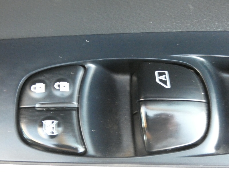 Used Nissan Navara 2019 for sale - 76903783: Photo 25