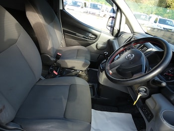 Used Nissan NV200 2013 for sale - 76157773: Photo