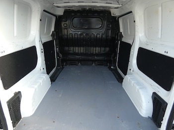 Used Nissan NV200 2015 for sale - 78709005: Photo