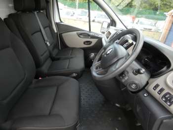 Used Renault Trafic 2017 for sale - 74721434: Photo