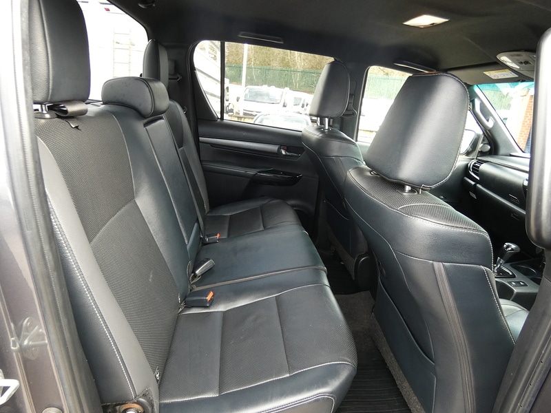Used Toyota Hilux 2021 for sale - 77720642: Photo 11