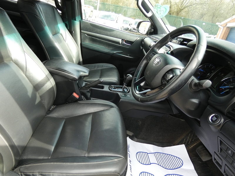 Used Toyota Hilux 2021 for sale - 77720642: Photo 2