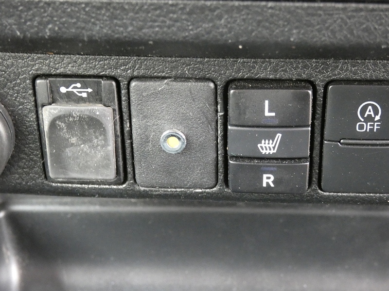 Used Toyota Hilux 2021 for sale - 77720642: Photo 30