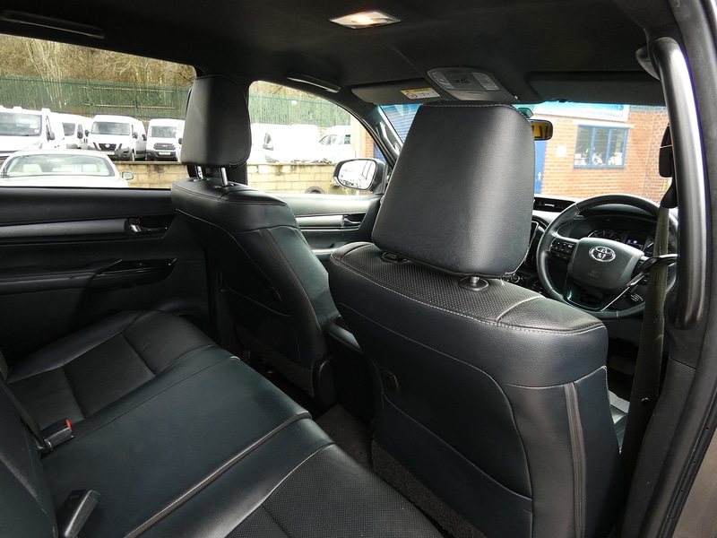 Used Toyota Hilux 2021 for sale - 77720642: Photo 34