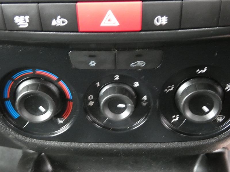 Used Vauxhall Combo 2016 for sale - 77418297: Photo 27