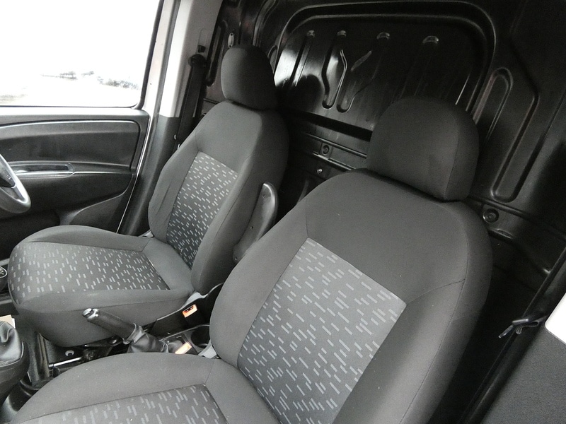 Used Vauxhall Combo 2016 for sale - 77418297: Photo 28