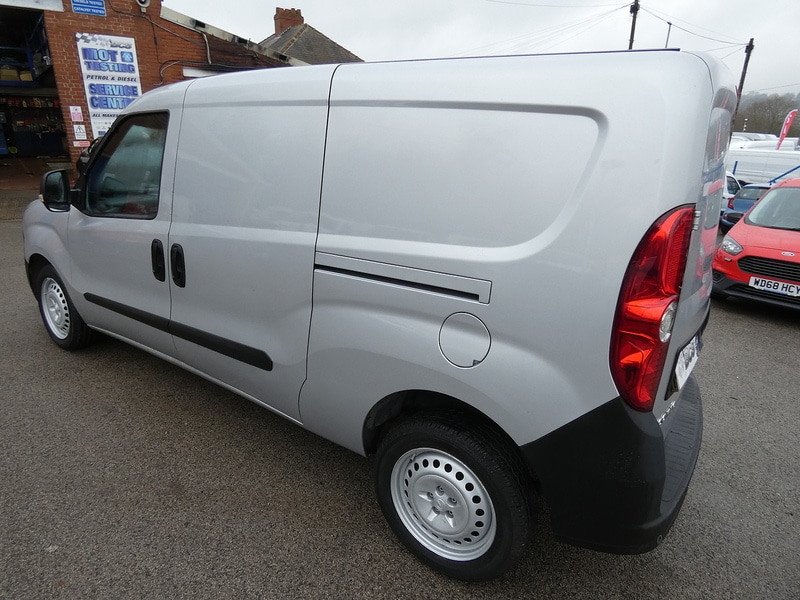 Used Vauxhall Combo 2016 for sale - 77418297: Photo 5