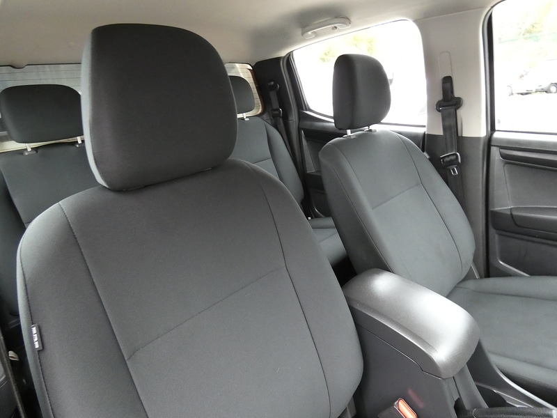 Used Isuzu D-Max 2018 for sale - 76286208: Photo 24