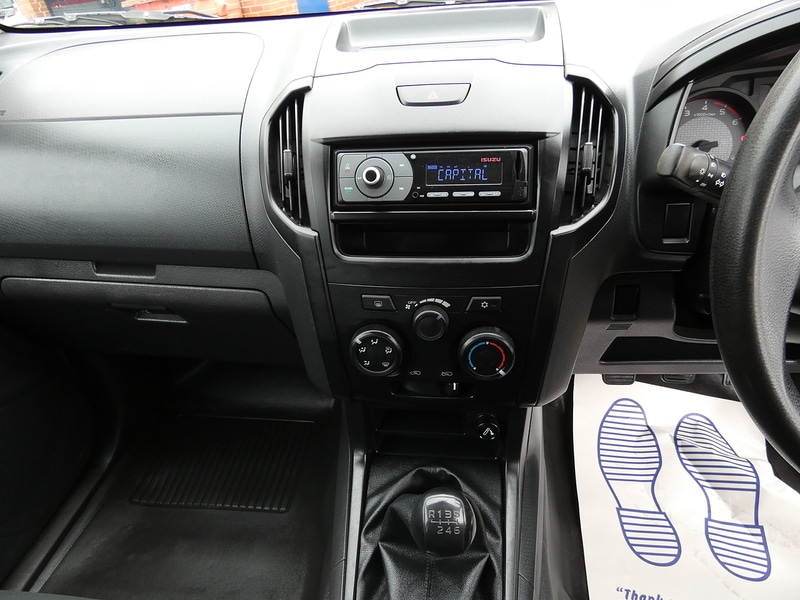 Used Isuzu D-Max 2018 for sale - 76286208: Photo 9