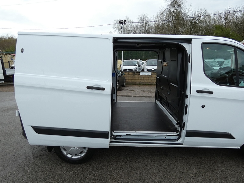 Used Ford Transit Custom 2017 for sale - 78040227: Photo 13