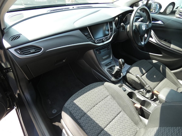 Used Vauxhall Astra 2017 for sale - 74973720: Photo 34