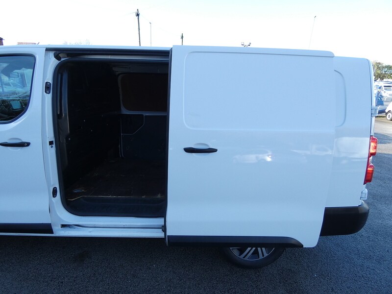 Used Vauxhall Vivaro 2020 for sale - 76570685: Photo 13