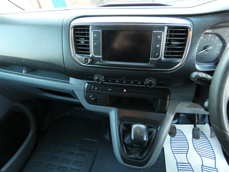 Used Vauxhall Vivaro 2020 for sale - 76570685: Photo 9