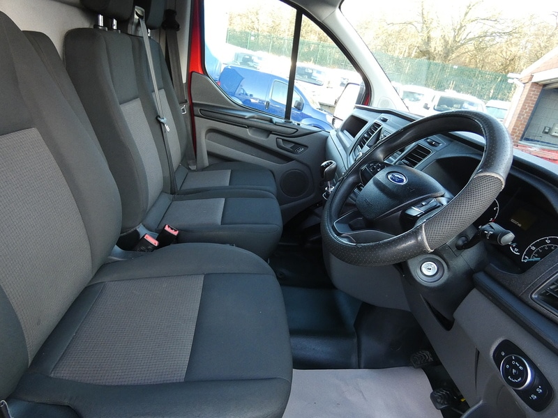Used Ford Transit Custom 2019 for sale - 77328810: Photo 2