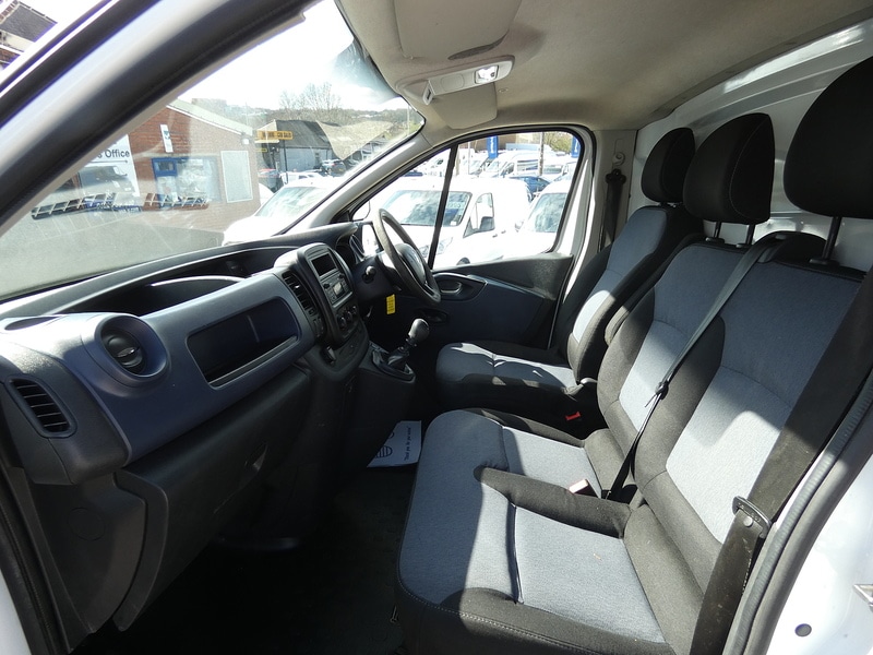 Used Vauxhall Vivaro 2015 for sale - 78040226: Photo 11