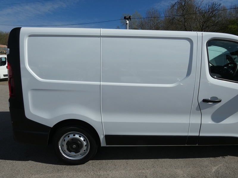 Used Vauxhall Vivaro 2015 for sale - 78040226: Photo 22