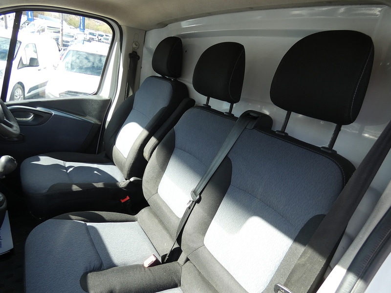 Used Vauxhall Vivaro 2015 for sale - 78040226: Photo 27
