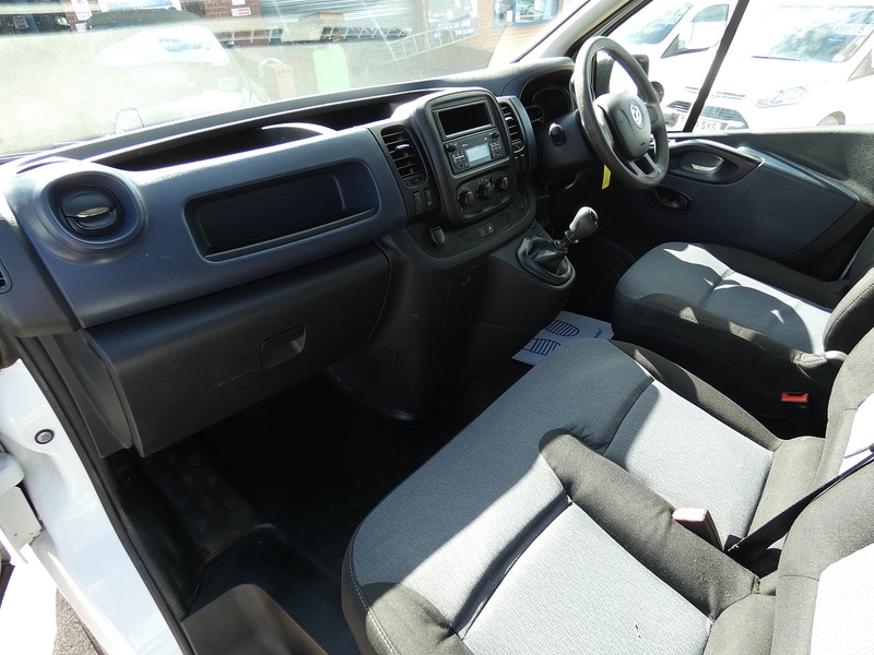 Used Vauxhall Vivaro 2015 for sale - 78040226: Photo 28