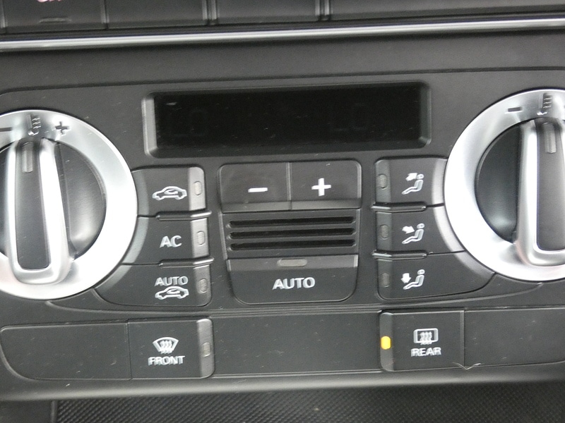 Used Audi Q3 2013 for sale - 76193974: Photo 29