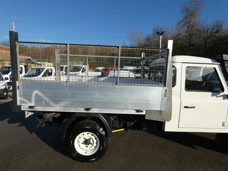 Used Land Rover Defender 130 2020 for sale - 76725200: Photo 16