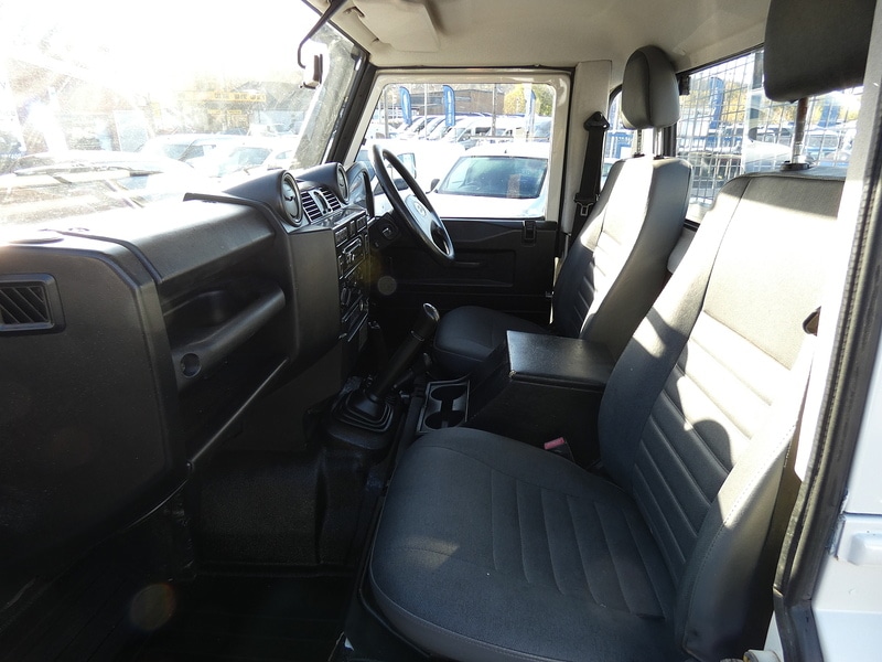 Used Land Rover Defender 130 2020 for sale - 76725200: Photo 22