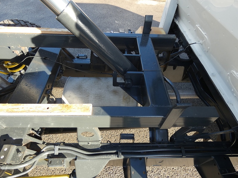 Used Land Rover Defender 130 2020 for sale - 76725200: Photo 24