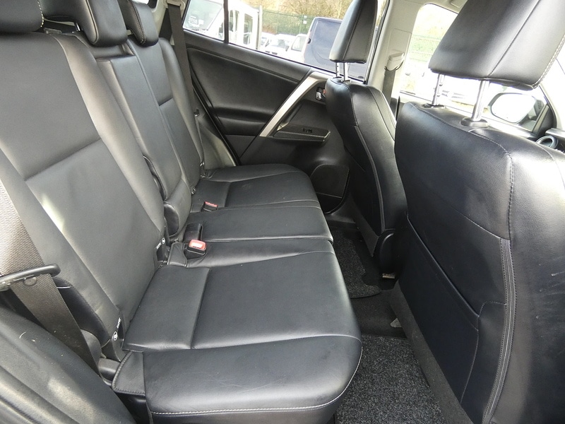 Used Toyota RAV4 2014 for sale - 77594900: Photo 11