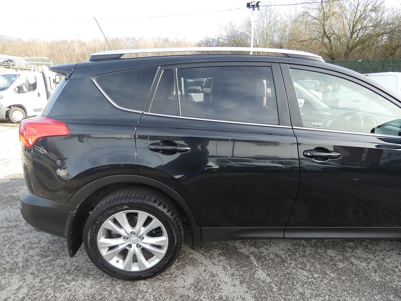 Used Toyota RAV4 2014 for sale - 77594900: Photo 22