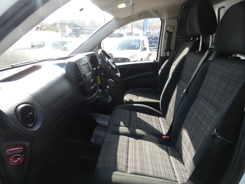 Used Mercedes-Benz Vito 2018 for sale - 77947084: Photo 11