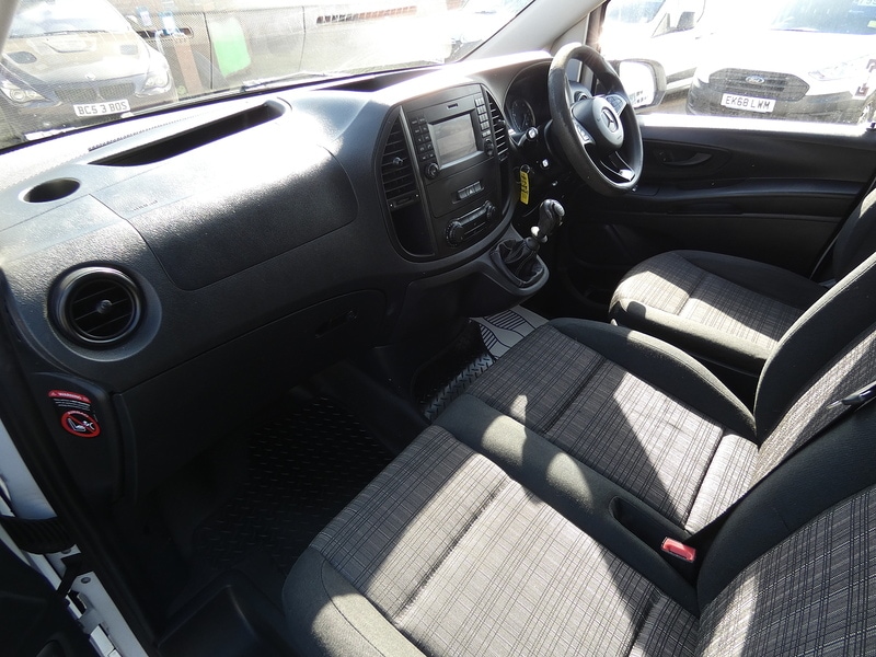 Used Mercedes-Benz Vito 2018 for sale - 77947084: Photo 27