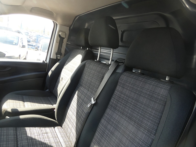 Used Mercedes-Benz Vito 2018 for sale - 77947084: Photo 28