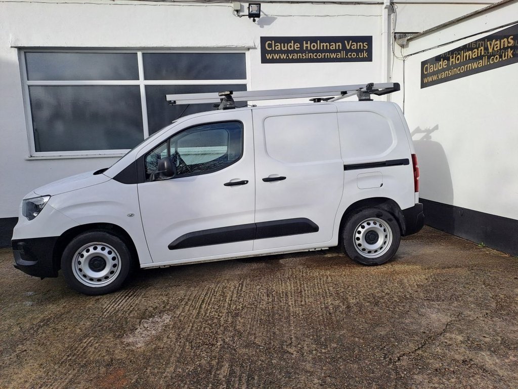 Used Vauxhall Combo 2019 for sale - 76570643: Photo 2