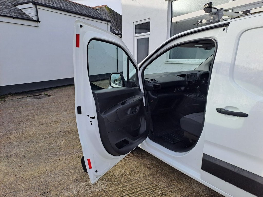 Used Vauxhall Combo 2019 for sale - 76570643: Photo 8