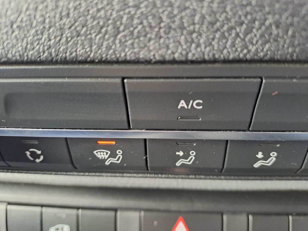 Used Vauxhall Vivaro 2022 for sale - 77582997: Photo 14