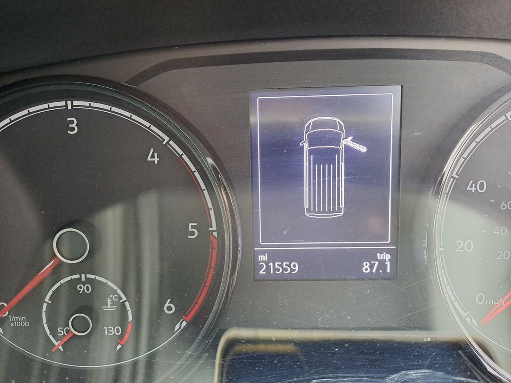 Used Volkswagen Transporter 2023 for sale - 75727379: Photo 19