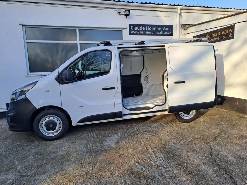 Used Vauxhall Vivaro 2017 for sale - 78102583: Photo 3