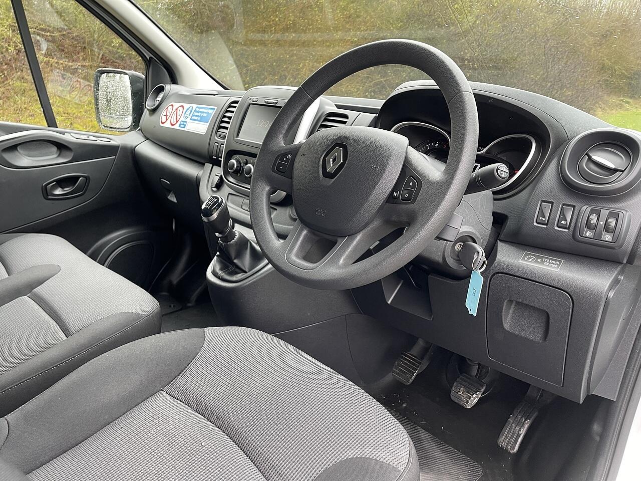 Used Renault Trafic 2020 for sale - 77882632: Photo 17