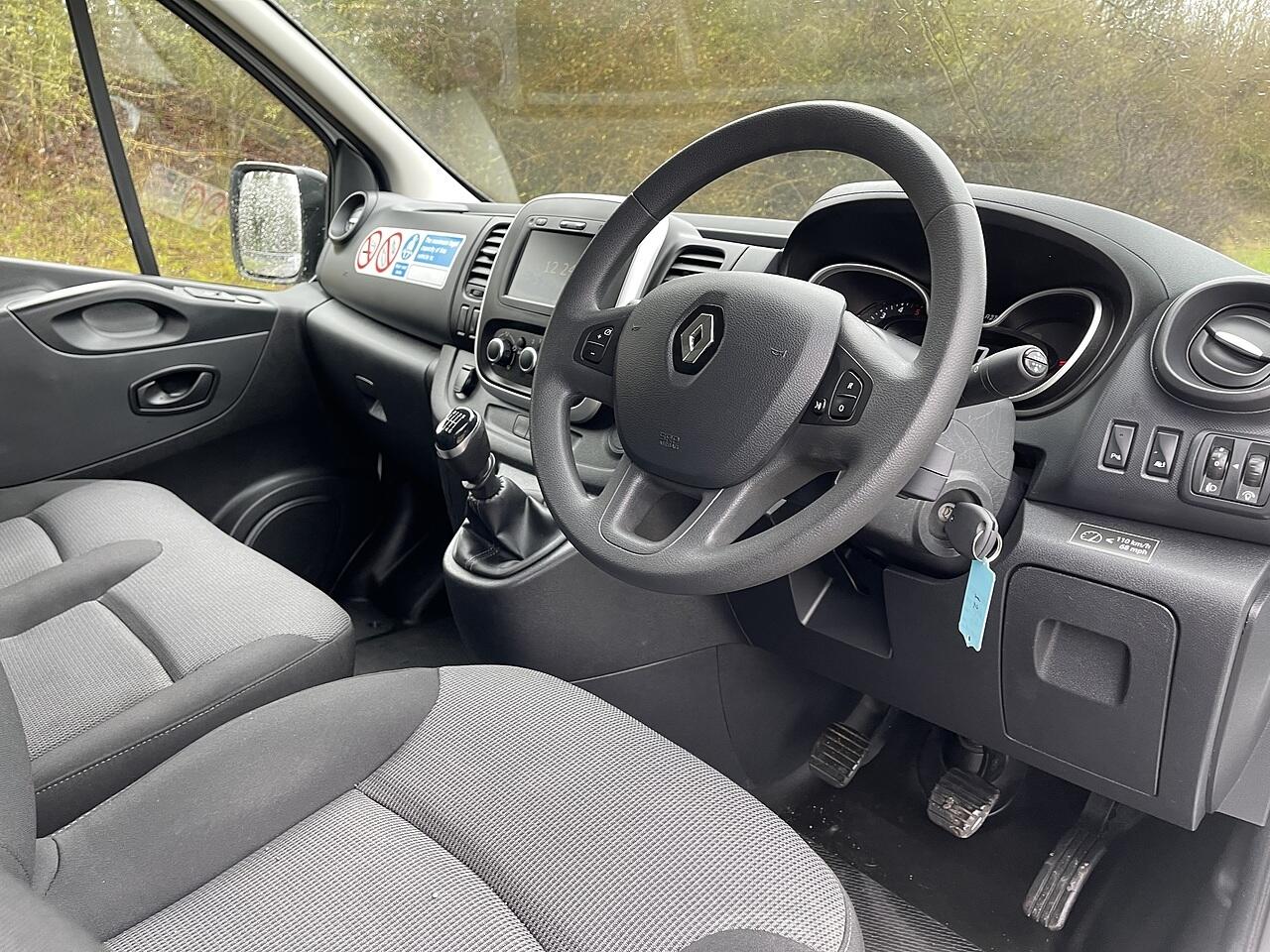 Used Renault Trafic 2020 for sale - 77882632: Photo 18