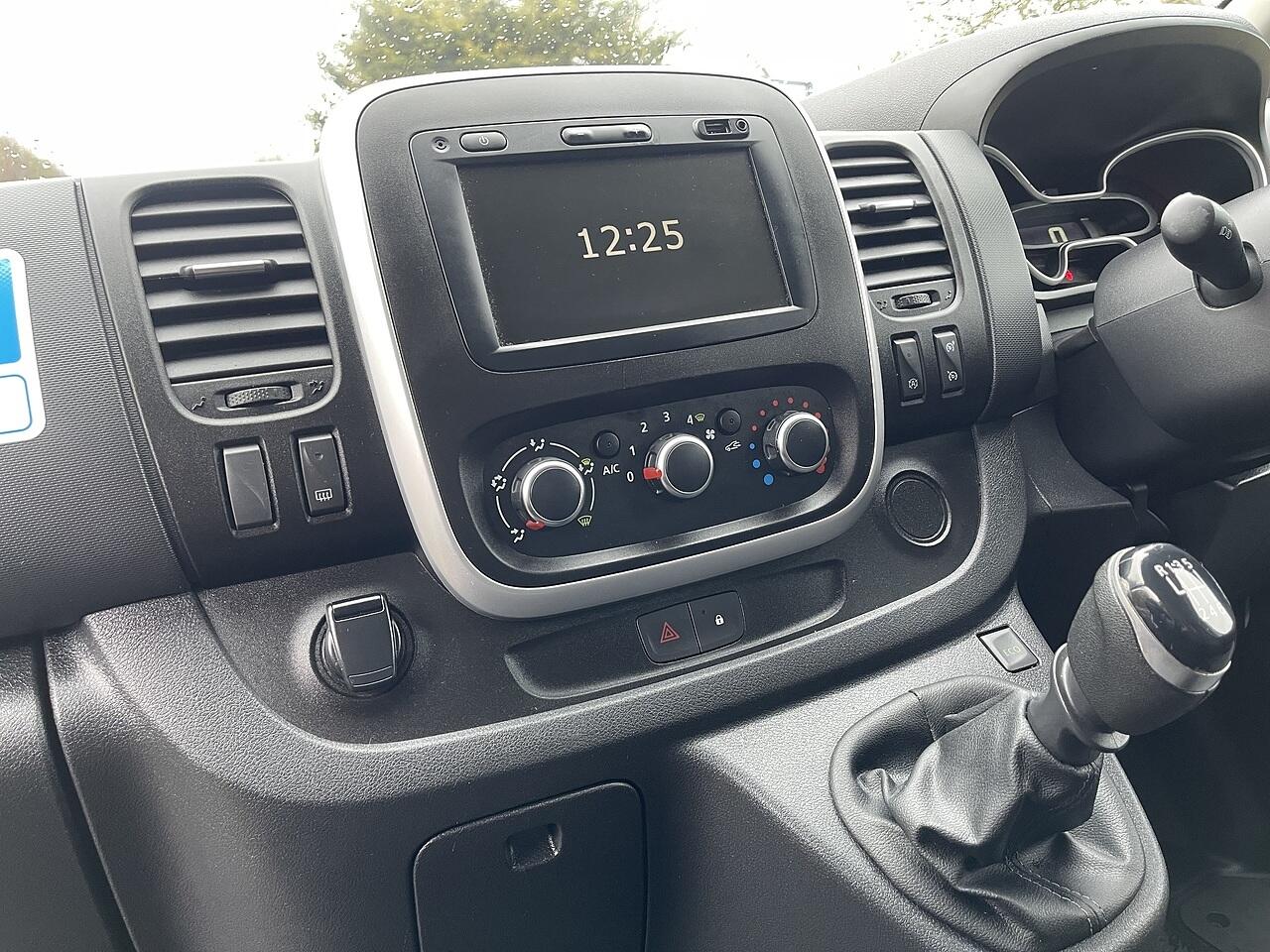 Used Renault Trafic 2020 for sale - 77882632: Photo 25