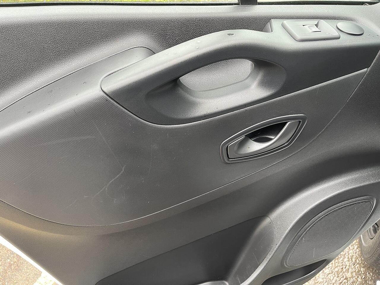 Used Renault Trafic 2020 for sale - 77882632: Photo 38