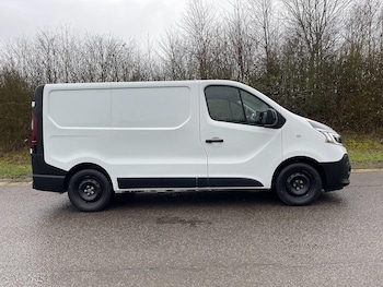 Used Renault Trafic 2020 for sale - 77882632: Photo