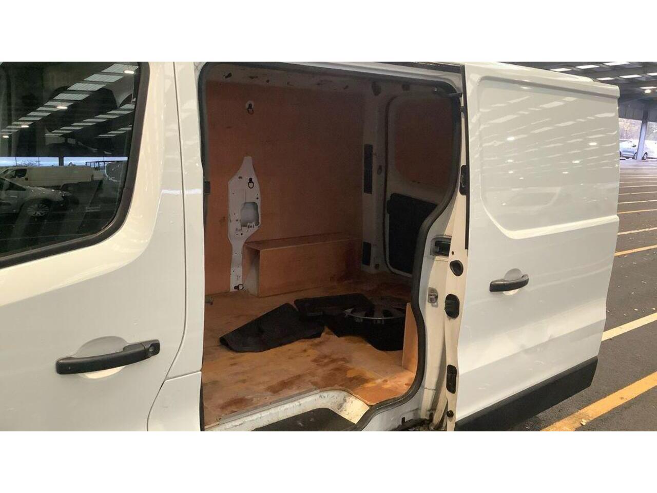 Used Renault Trafic 2020 for sale - 77882632: Photo 51