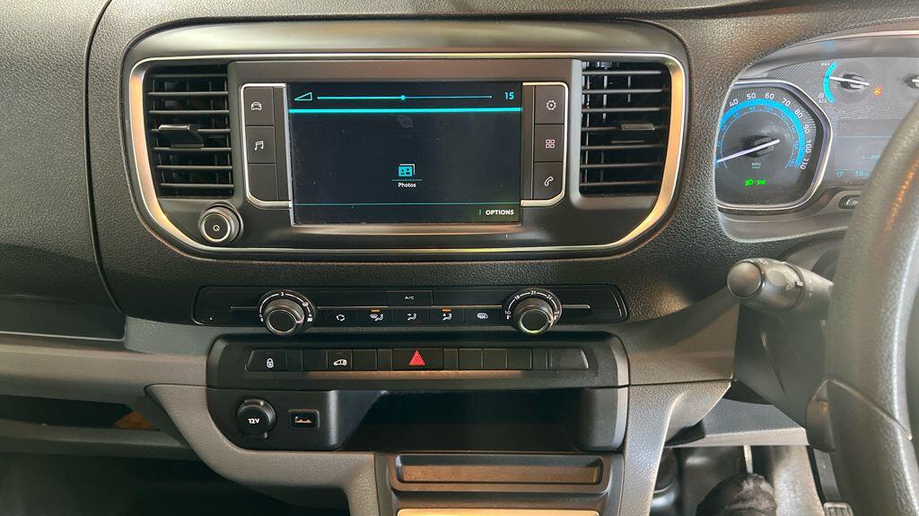 Used Peugeot e-Expert 2021 for sale - 76728329: Photo 10