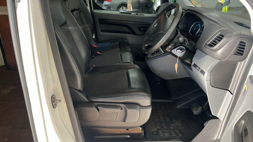 Used Peugeot e-Expert 2021 for sale - 76728329: Photo 8