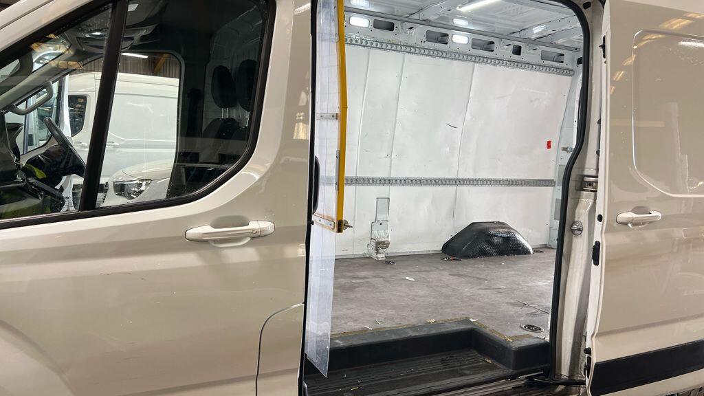 Used Maxus eDeliver 9 2023 for sale - 77564736: Photo 15