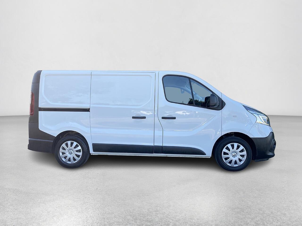 Used Renault Trafic 2020 for sale - 76072812: Photo 2
