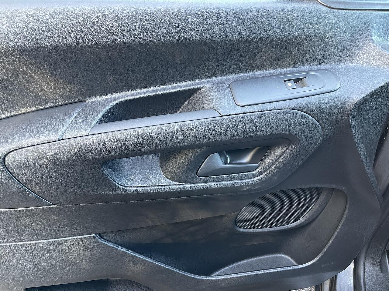 Used Toyota ProAce 2022 for sale - 76667196: Photo 28